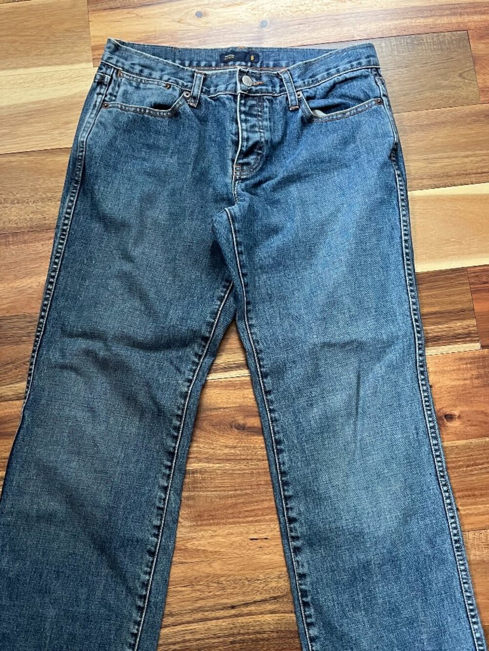 J.Crew size 8 100% cotton blue jeans medium wash